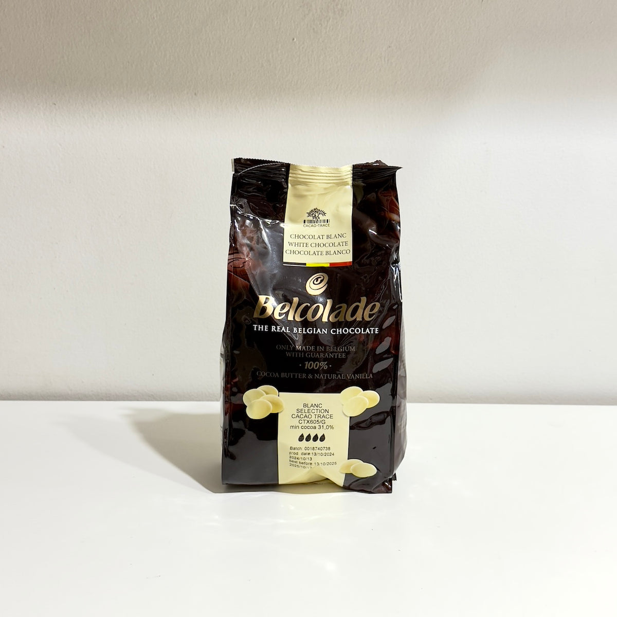 Belcolade Blanco 30% Cacao 1 kg. .
